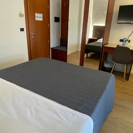 Sirena - Hotell