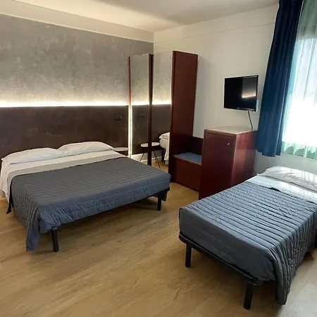 Отель Sirena - Чезенатико