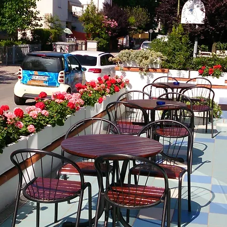 Szálloda Sirena - 4*