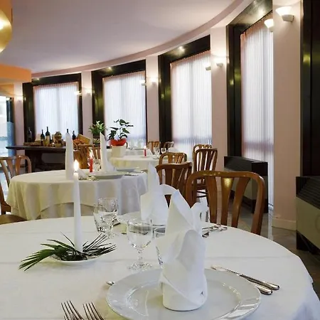 Sirena - E Cucina 4*