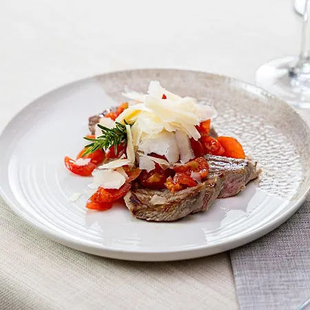Sirena & Cucina 4*