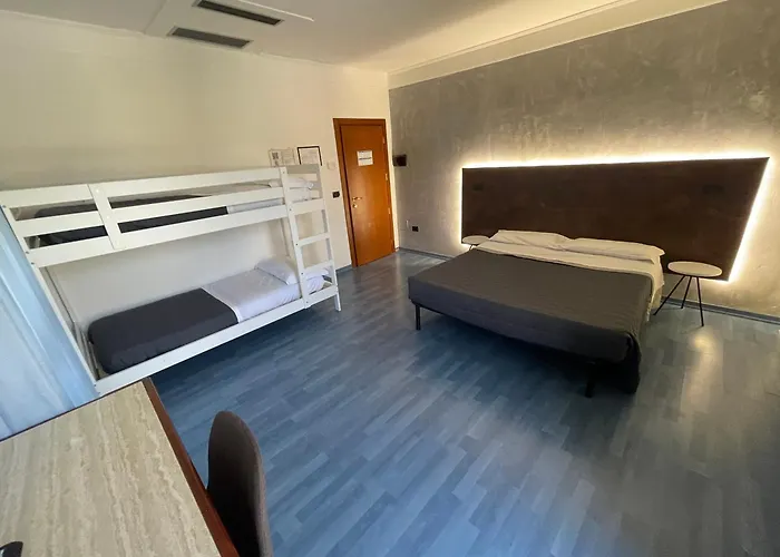 Sirena - E Cucina 切塞纳蒂科